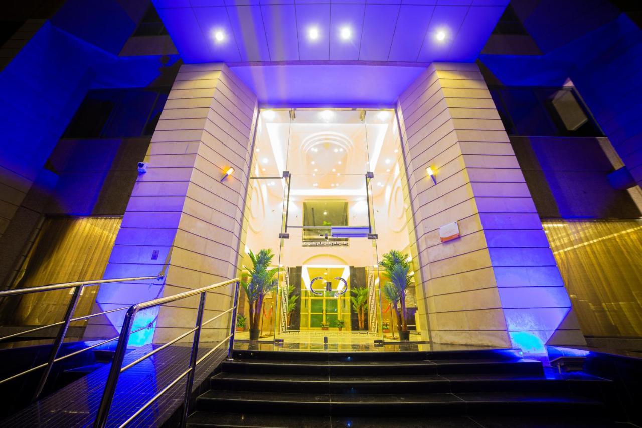 مبيت التحلية للشقق المخدومة تشغيل و إدارة الماسية الأولى Jeddah Exterior foto