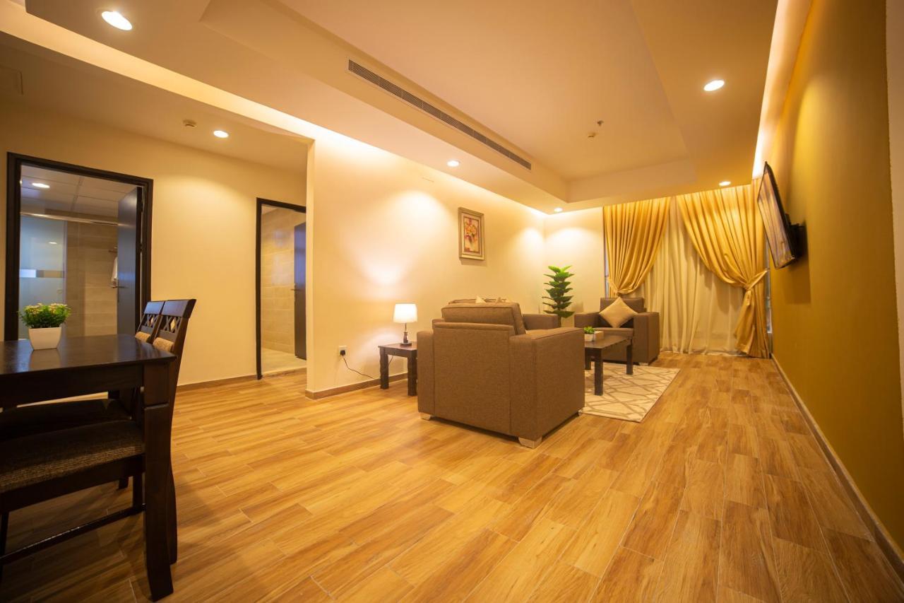 مبيت التحلية للشقق المخدومة تشغيل و إدارة الماسية الأولى Jeddah Exterior foto
