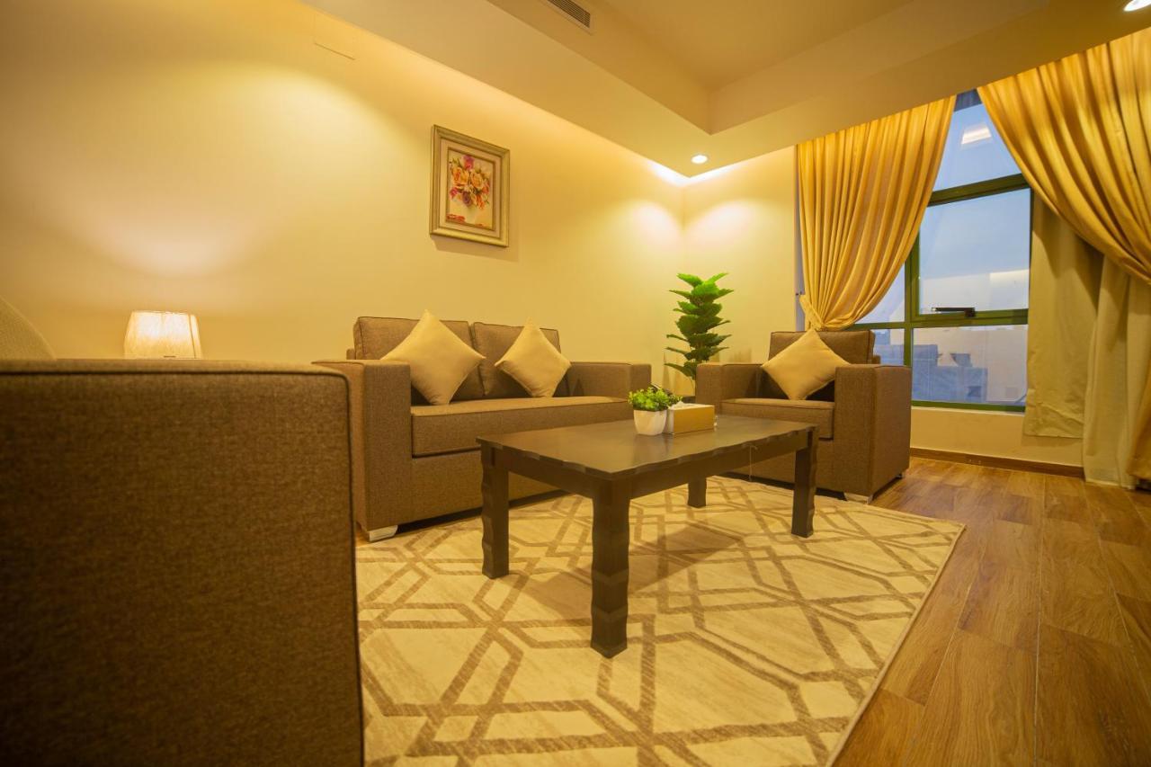 مبيت التحلية للشقق المخدومة تشغيل و إدارة الماسية الأولى Jeddah Exterior foto
