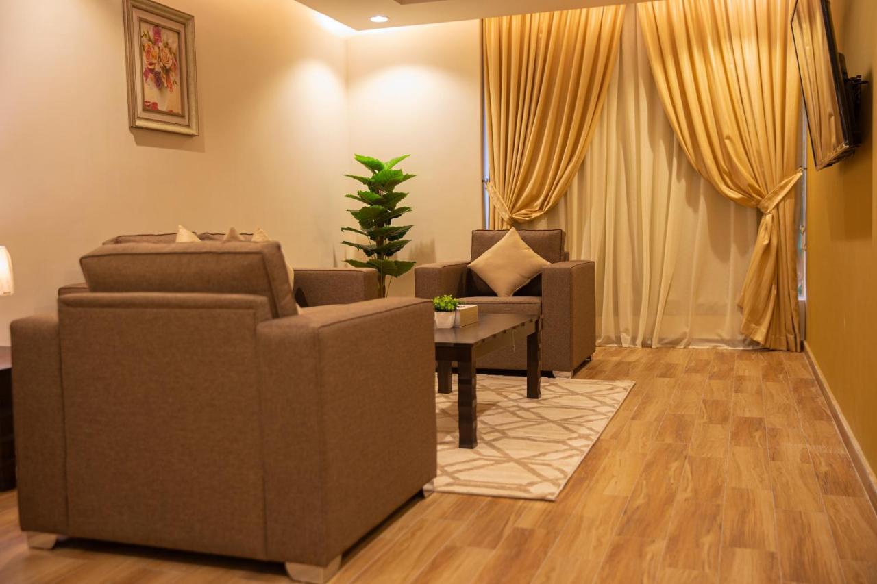 مبيت التحلية للشقق المخدومة تشغيل و إدارة الماسية الأولى Jeddah Exterior foto