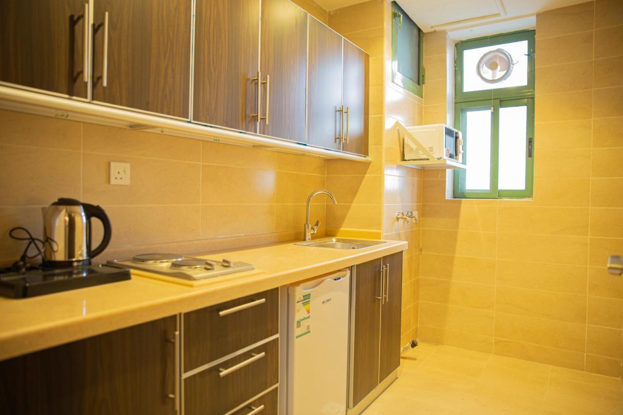 مبيت التحلية للشقق المخدومة تشغيل و إدارة الماسية الأولى Jeddah Exterior foto